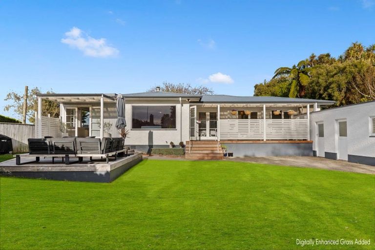 Photo of property in 11 College Street, College Estate, Whanganui, 4500
