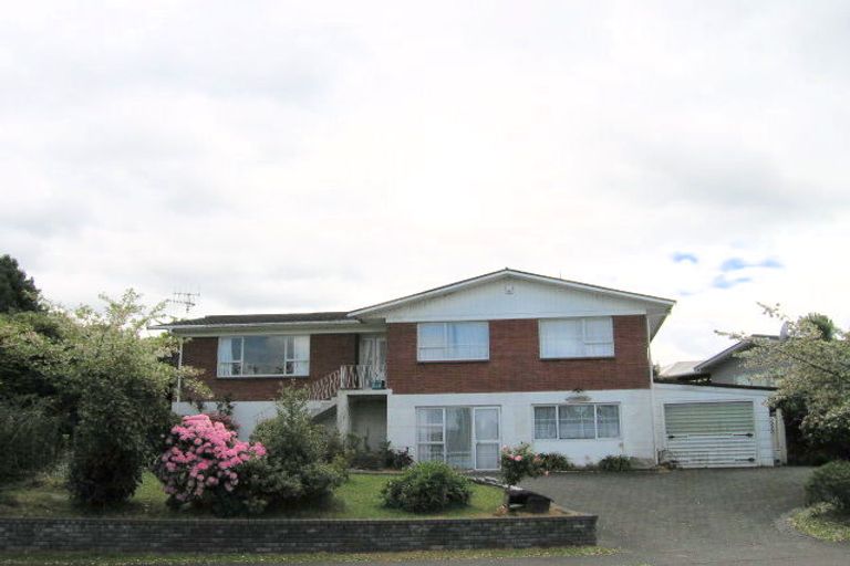 Photo of property in 110 Taupo View Road, Taupo, 3330