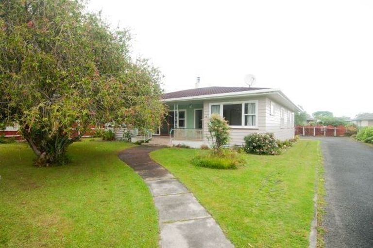 Photo of property in 34 Emily Street, Riverdale, Gisborne, 4010