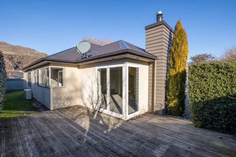 Photo of property in 9a Molyneux Avenue, Cromwell, 9310