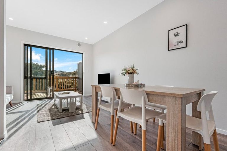 Photo of property in 28 Johns Creek Crescent, Silverdale, 0932