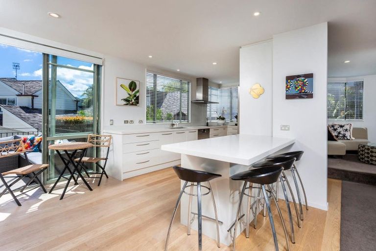 Photo of property in 46b Clifton Road, Hauraki, Auckland, 0622