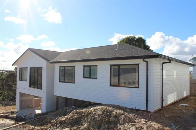 Photo of property in 109b Woodglen Road, Glen Eden, Auckland, 0602