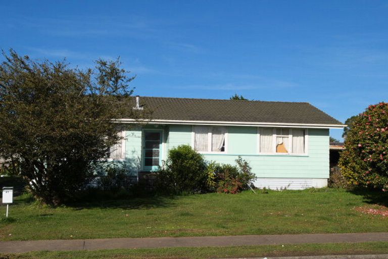 Photo of property in 41 Mcnaughton Avenue, Mangere East, Auckland, 2024
