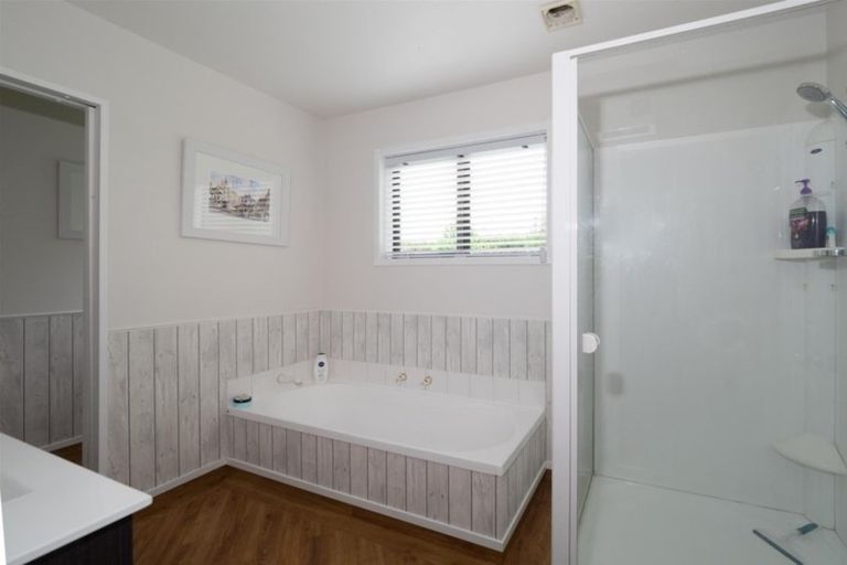 Photo of property in 100 Wilkins Road, Tinwald, Ashburton, 7700