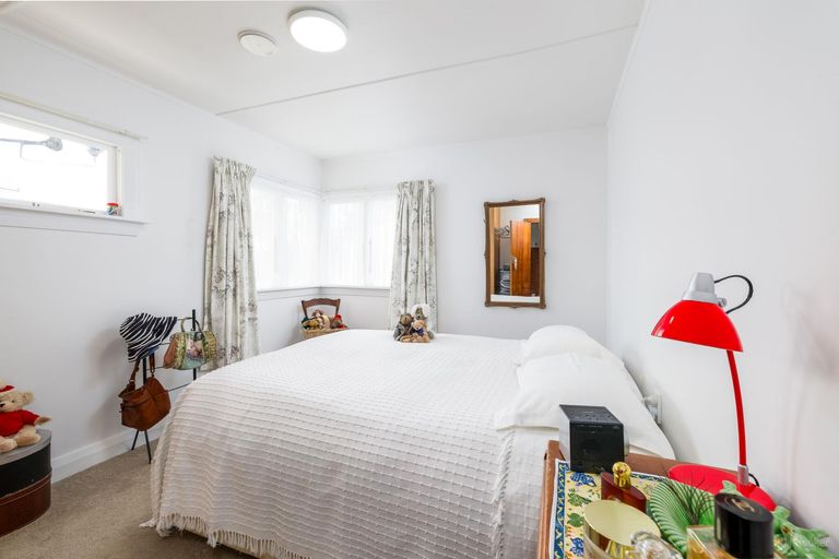 Photo of property in 15 Edward Street, Waimate, 7924