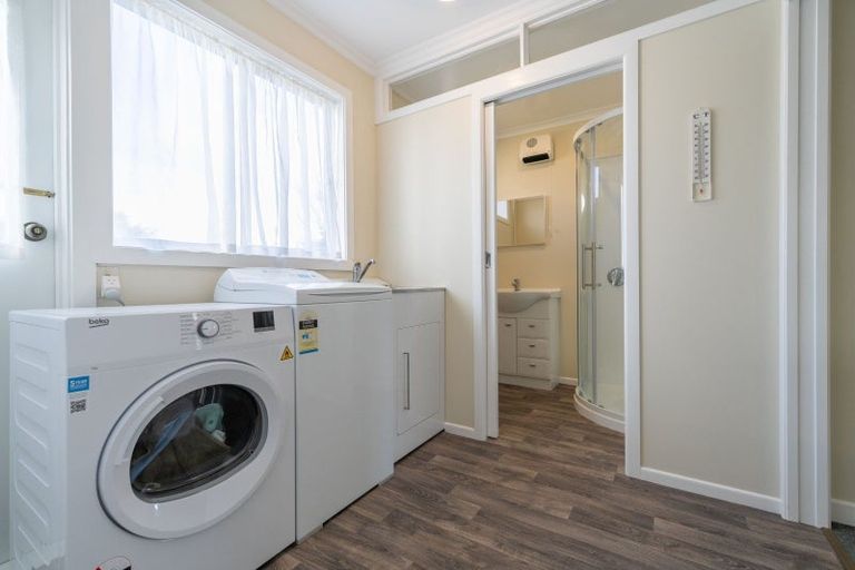 Photo of property in 38 Mackinnon Loop, Te Anau, 9600