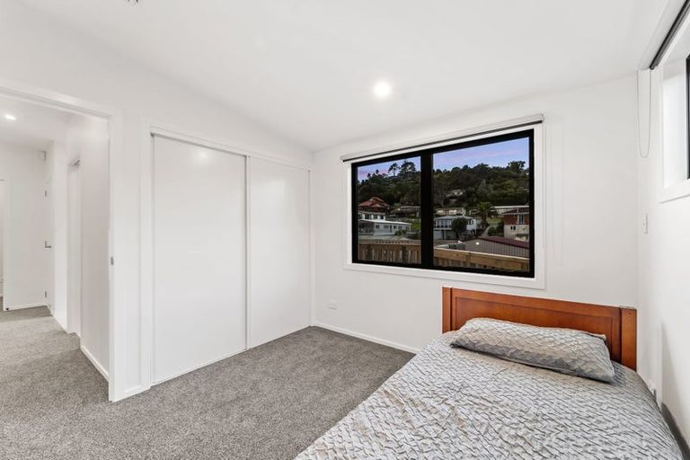 Photo of property in 12 Capitol Road, Matakatia, Whangaparaoa, 0930