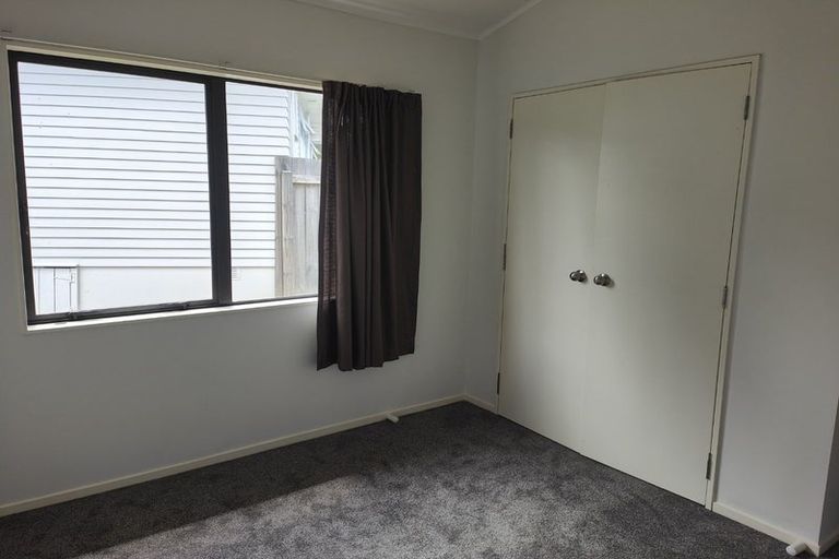 Photo of property in 99 Universal Drive, Henderson, Auckland, 0610
