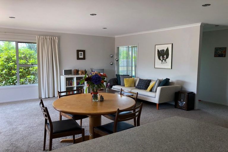 Photo of property in 3/3 Argyle Terrace, Milford, Auckland, 0620