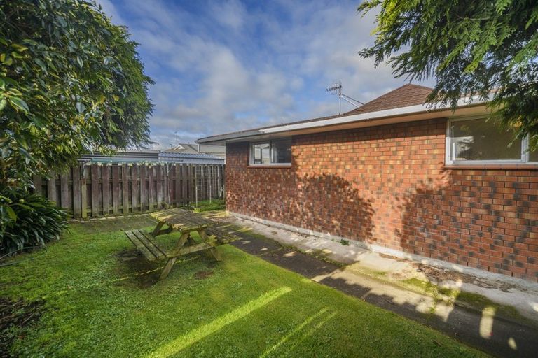 Photo of property in 11 Drury Street, Cloverlea, Palmerston North, 4412