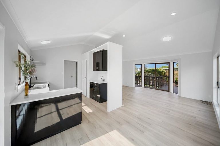 Photo of property in 1/45 Grove Road, Papakura, 2110