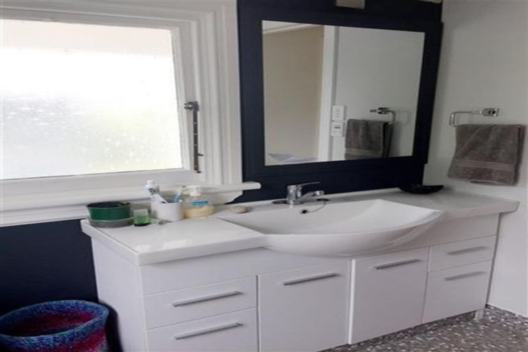 Photo of property in 63 Mclauchlan Street, Springlands, Blenheim, 7201