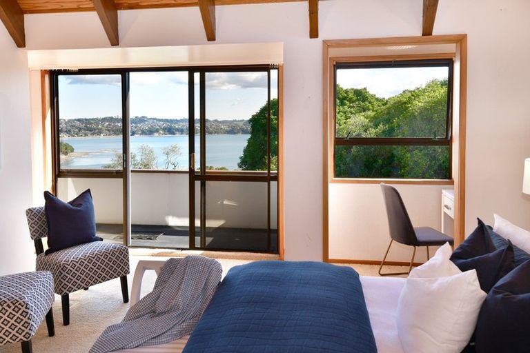 Photo of property in 1124 Whangaparaoa Road, Tindalls Beach, Whangaparaoa, 0930