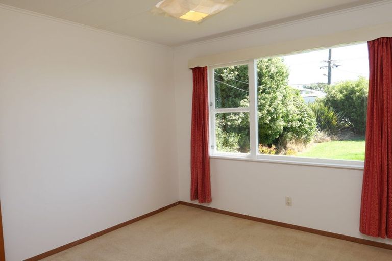 Photo of property in 42 Kiwi Road, Raumati Beach, Paraparaumu, 5032