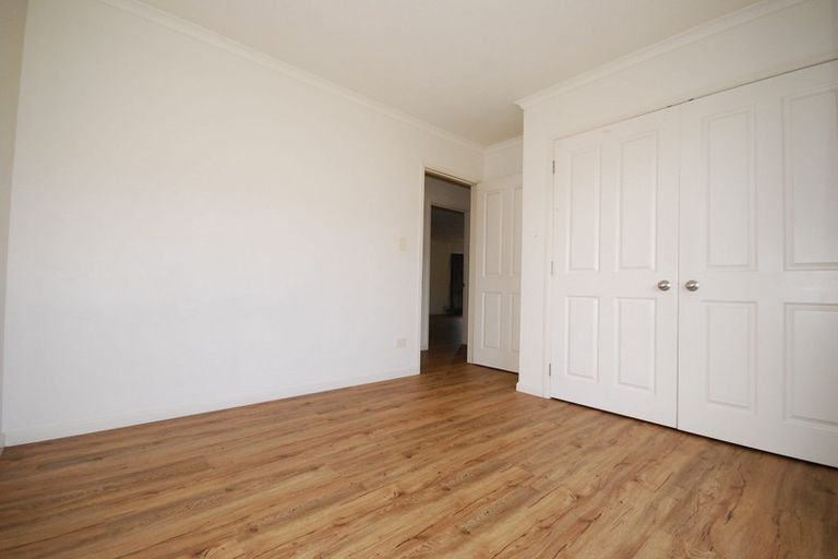 Photo of property in 74 Redcastle Drive, East Tamaki, Auckland, 2013