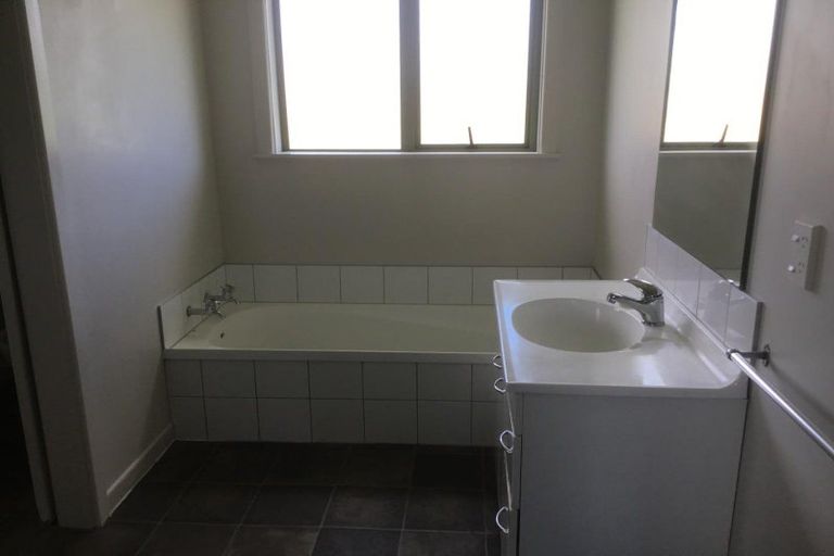 Photo of property in 216 Puketutu Road, Matamata, 3472