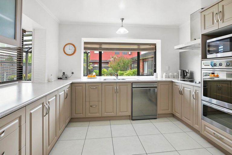 Photo of property in 7 Burn-murdoch Street, St Andrews, Hamilton, 3200