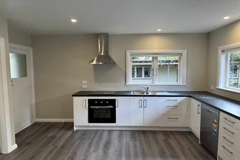 Photo of property in 37 Atmore Avenue, Otaki, 5512