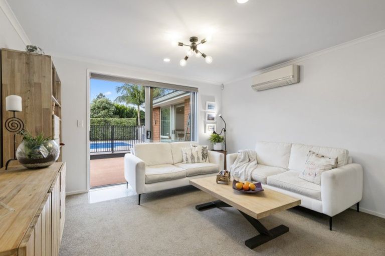 Photo of property in 10 Searle Drive, Patumahoe, Pukekohe, 2679