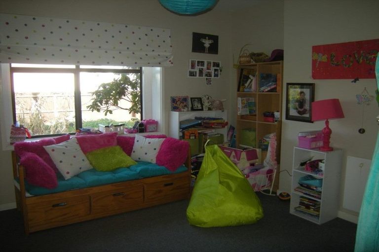 Photo of property in 6 Messines Street, Leeston, 7632