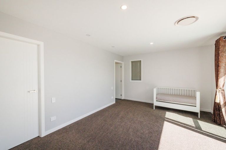 Photo of property in 47 Atlantic Drive, Fitzherbert, Palmerston North, 4410