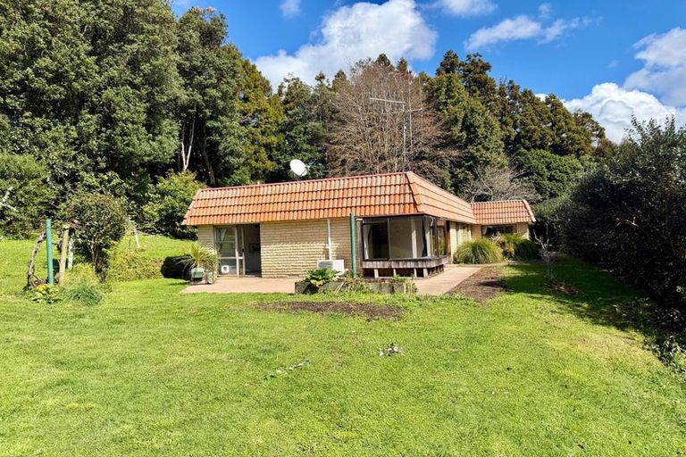 Photo of property in 247 Cambridge Road, Bethlehem, Tauranga, 3110