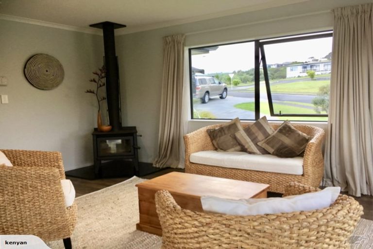Photo of property in 9 Browns Drive, Waihi Beach, 3611