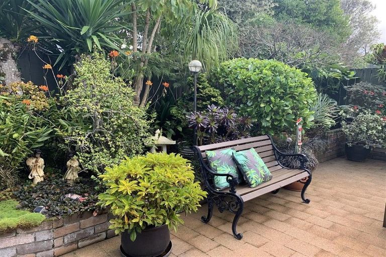 Photo of property in 8a Heron Place, Maunu, Whangarei, 0110