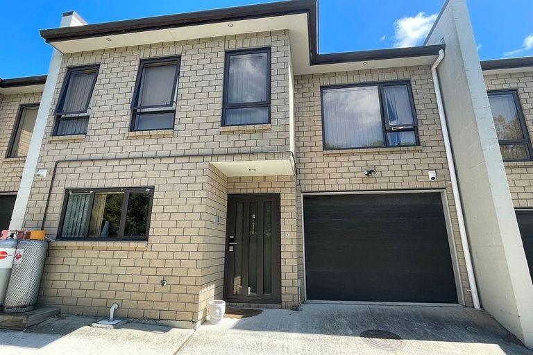 Photo of property in 14d Elliot Street, Howick, Auckland, 2014