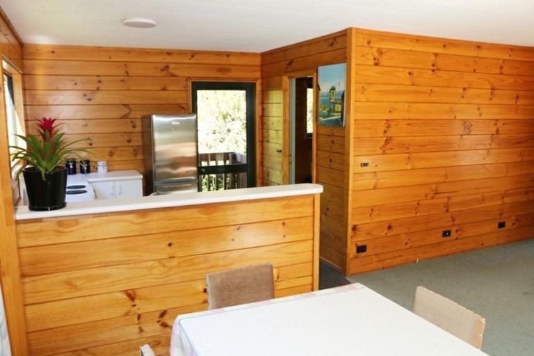 Photo of property in 16 Frank Street, Oneroa, Waiheke Island, 1081