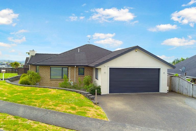 Photo of property in 5 Mcwhirters Farm Lane, Massey, Auckland, 0614