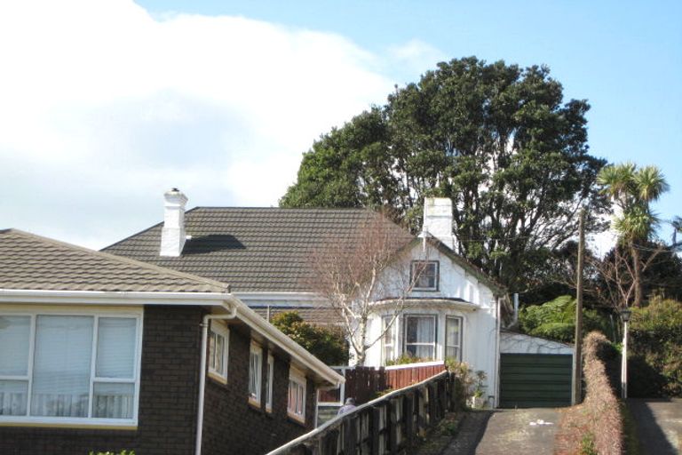Photo of property in 22 David Street, Westown, New Plymouth, 4310