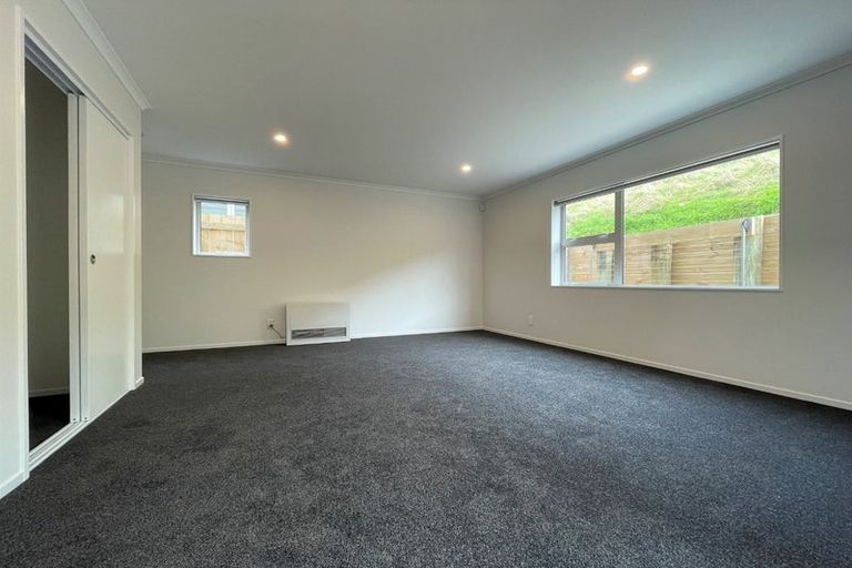 Photo of property in 27 Stockport Grove, Churton Park, Wellington, 6037