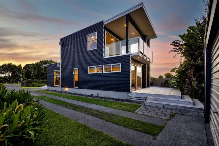 Photo of property in 1a Dorset Street, Opunake, 4616