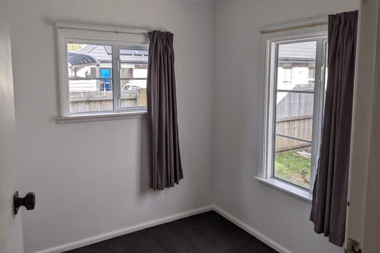 Photo of property in 28 Amyes Road, Hornby, Christchurch, 8042