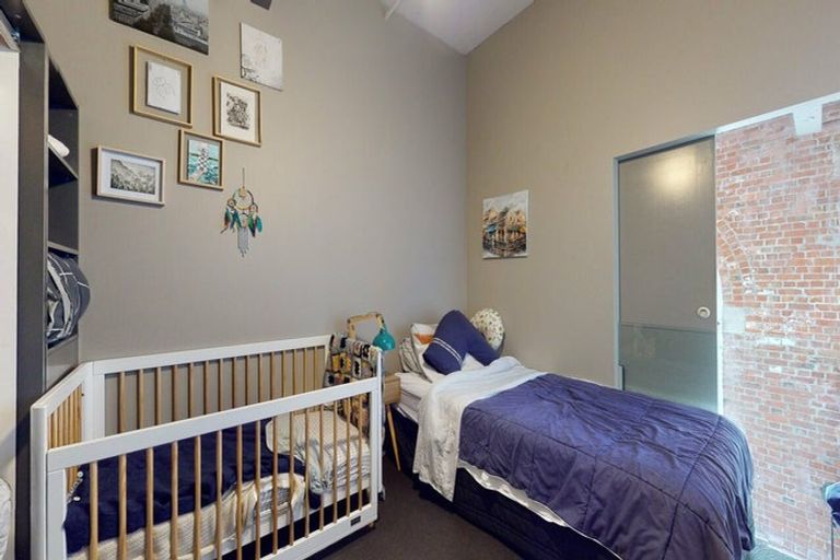 Photo of property in Waterloo Quay Apartments, 208/28 Waterloo Quay, Pipitea, Wellington, 6011
