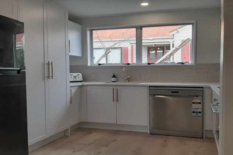 Photo of property in 34 Hassan Drive, Massey, Auckland, 0614