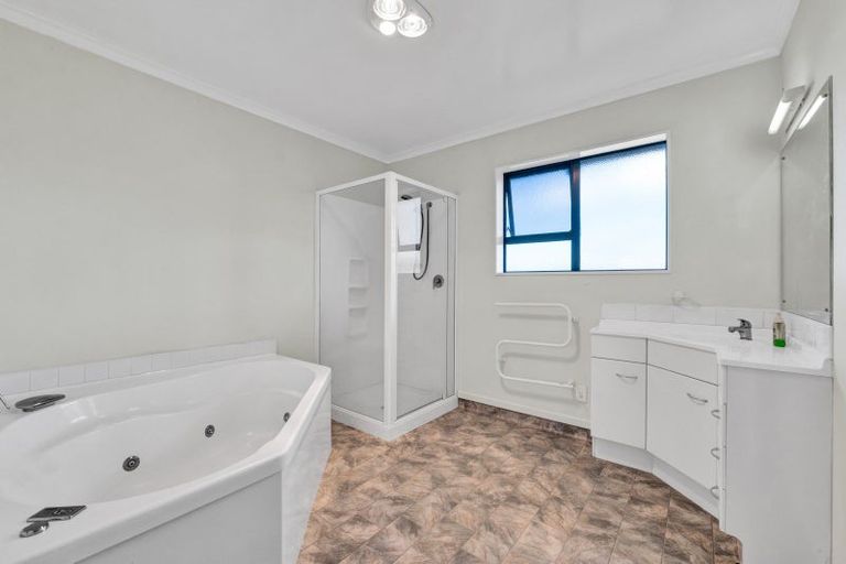 Photo of property in 9 Lombard Street, Midhirst, Stratford, 4394