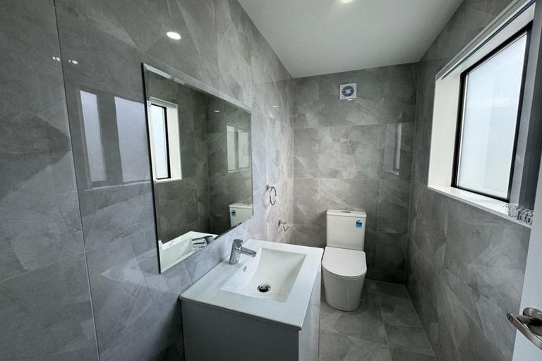 Photo of property in 42b Sheehan Avenue, Papakura, 2110