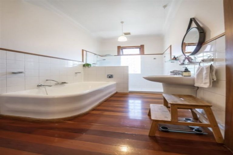 Photo of property in 129 Rimu Street, Maeroa, Hamilton, 3200