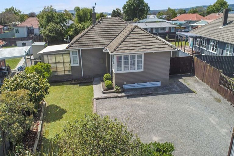 Photo of property in 31 Tweed Street, Roslyn, Palmerston North, 4414