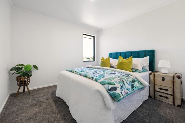 Photo of property in 9 Louvain Place, Greenhithe, Auckland, 0632