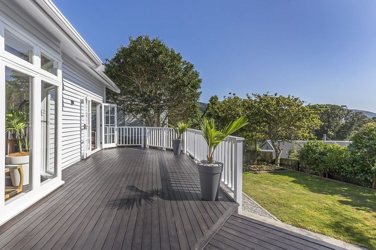 Photo of property in 15 Joll Street, Karori, Wellington, 6012