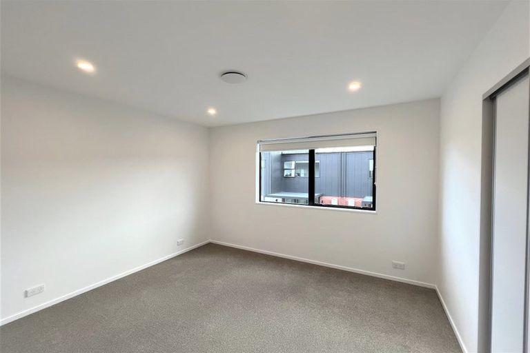 Photo of property in 27 Whimbrel Road, Flat Bush, Auckland, 2019