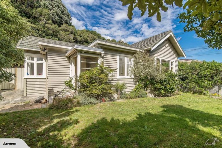 Photo of property in 74 Para Street, Miramar, Wellington, 6022