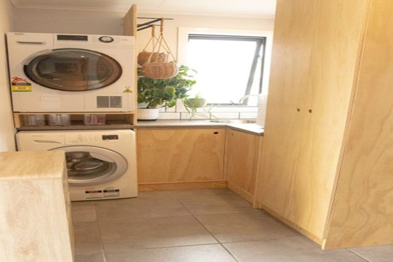 Photo of property in 16 Gawler Street, Te Horo Beach, Otaki, 5581