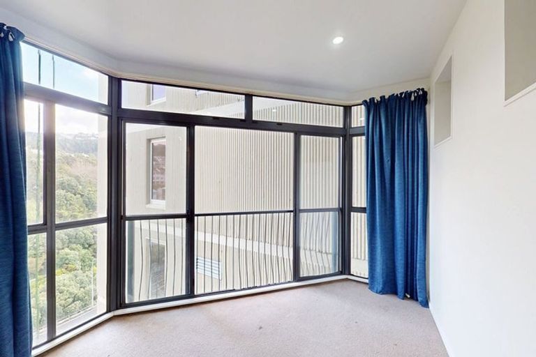 Photo of property in Terrace Garden Apartments, 11c/120 The Terrace, Wellington Central, Wellington, 6011