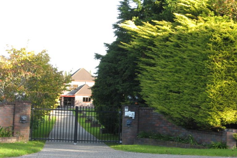 Photo of property in 347 Redoubt Road, Totara Park, Auckland, 2019