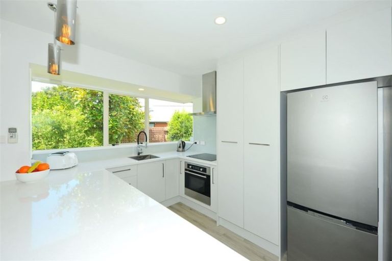 Photo of property in 30a Althorp Place, Avonhead, Christchurch, 8042